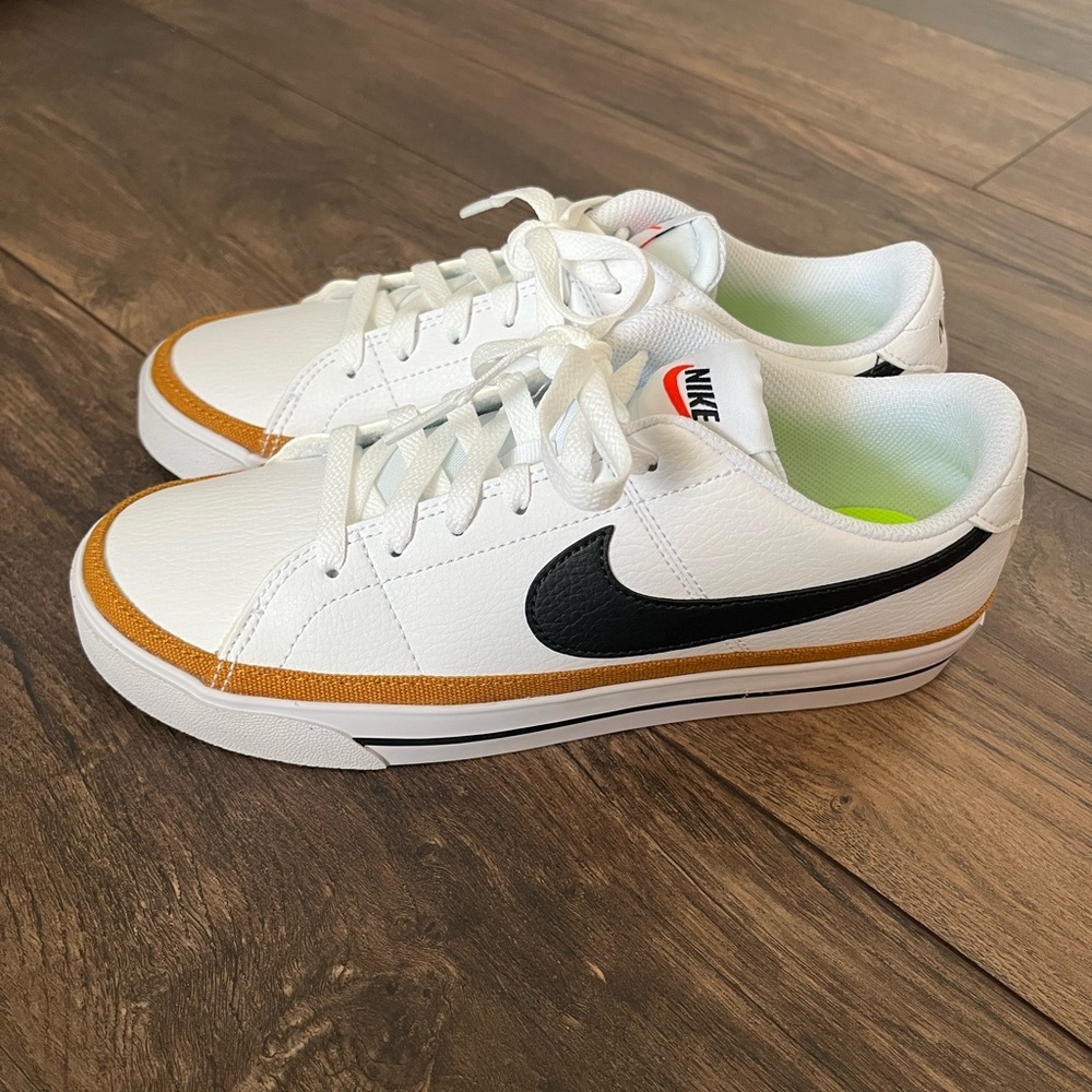 Womens Nike Court Legacy Shoes